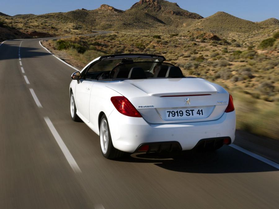  Peugeot 308 CC 2008 года  (фото 21 из 30)